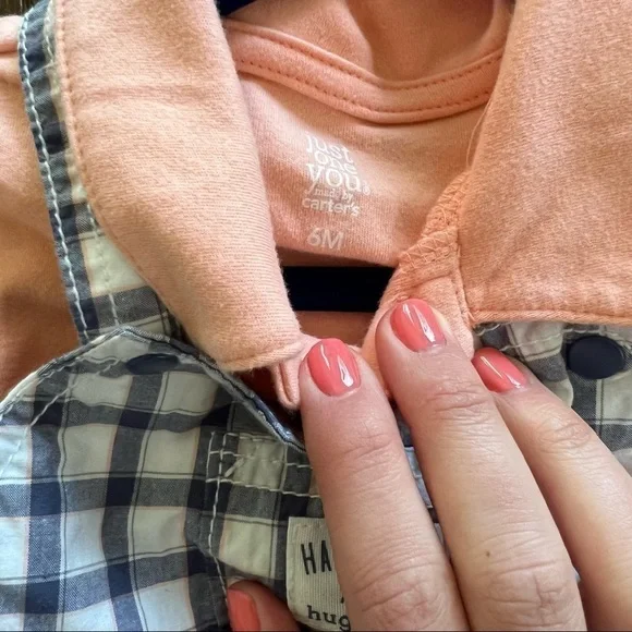 Carter’s 6m overall outfit - Picture 2 of 2